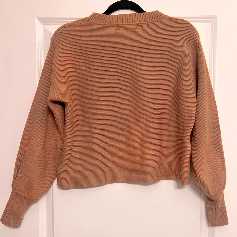 Alice Blue Women's Ribbed Sweater - Tan size medium